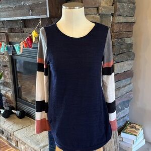 12pm by Mon Ami fits like a small.